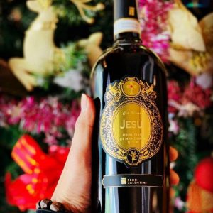 Rượu vang đỏ JESU